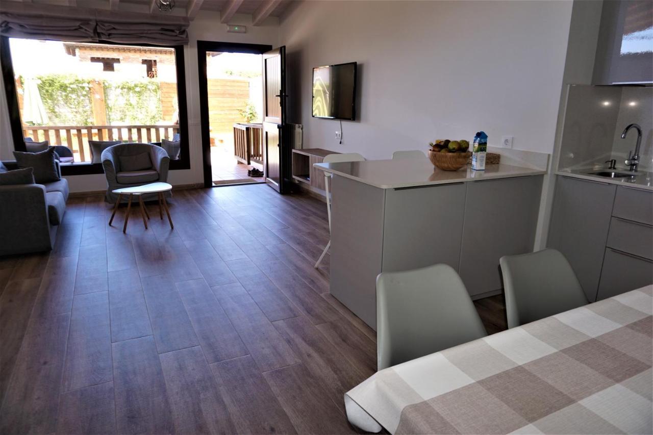 Apartamentos La Playina Llanes Eksteriør billede